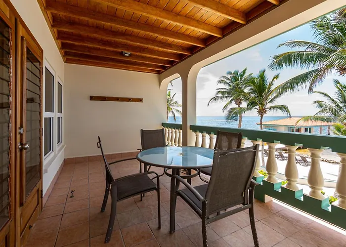 Resort Belizean Shores 3*