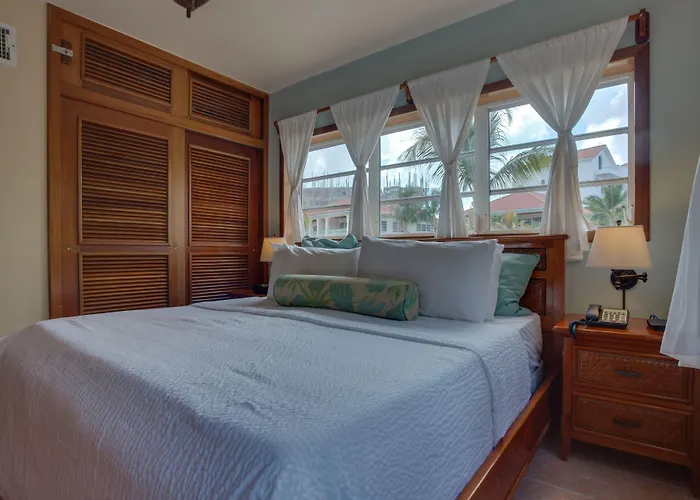 Resort Belizean Shores 3*